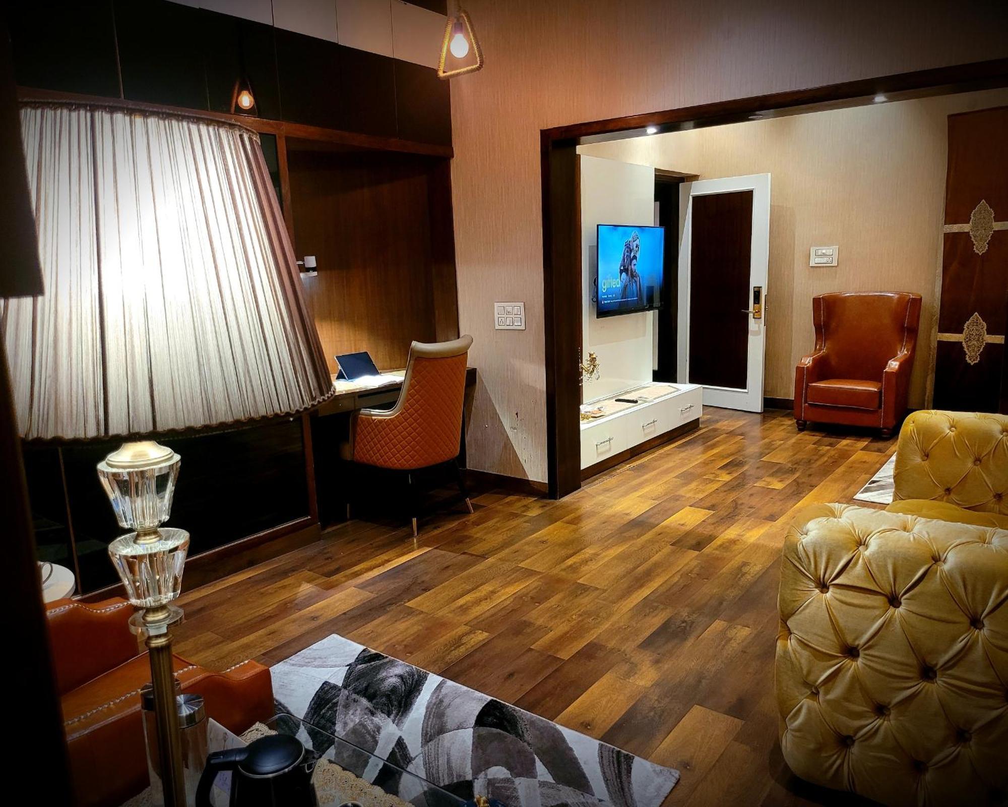 Victorian Elegance Luxury Stays อัมริตสา ภายนอก รูปภาพ