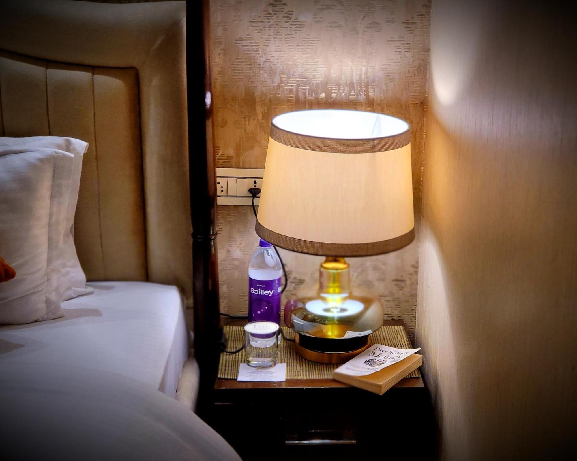 Victorian Elegance Luxury Stays อัมริตสา ภายนอก รูปภาพ